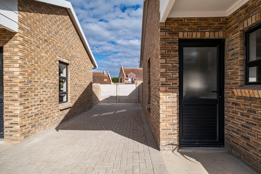 2 Bedroom Property for Sale in C Place Eastern Cape